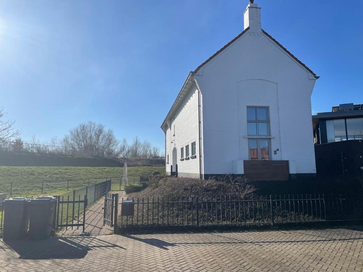 B&B Pompgebouw Aan De Rijn Tolkamer Kültér fotó