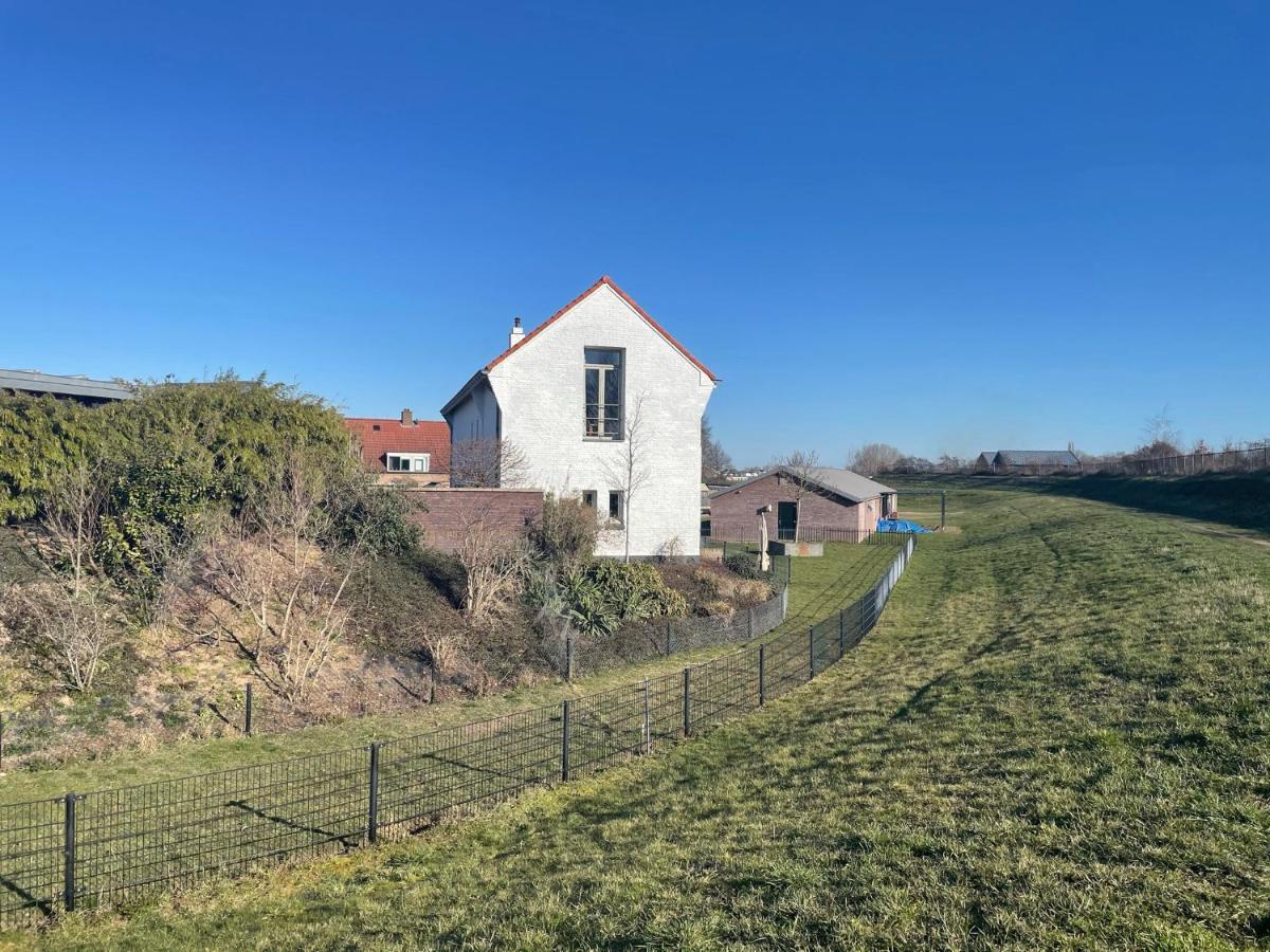 B&B Pompgebouw Aan De Rijn Tolkamer Kültér fotó